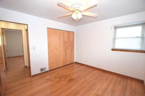 1105 Forest Ave, Des Plaines, IL 60018 photo 23