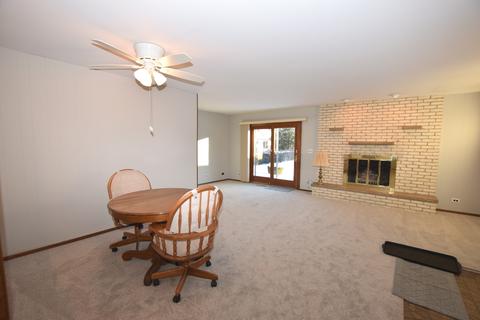 1105 Forest Ave, Des Plaines, IL 60018 photo 13