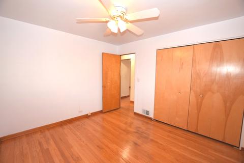 1105 Forest Ave, Des Plaines, IL 60018 photo 22
