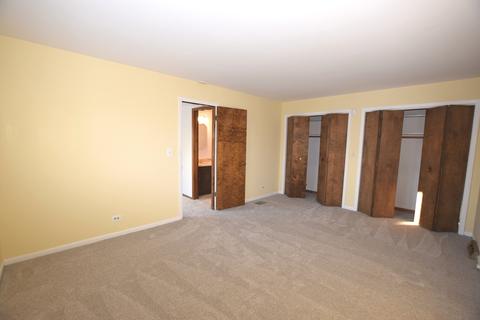 1105 Forest Ave, Des Plaines, IL 60018 photo 20