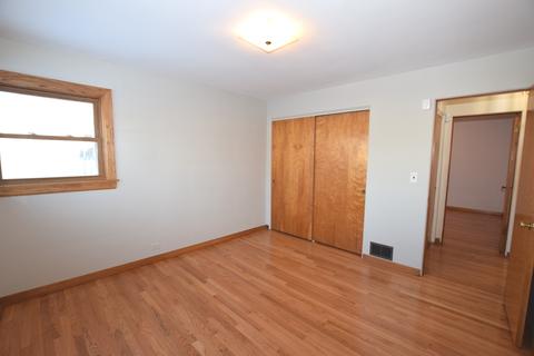 1105 Forest Ave, Des Plaines, IL 60018 photo 26