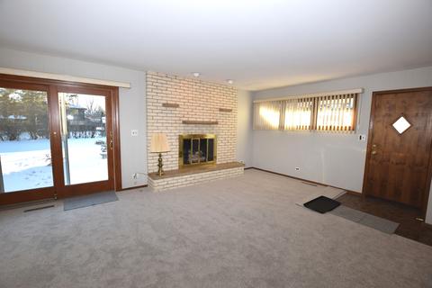 1105 Forest Ave, Des Plaines, IL 60018 photo 15