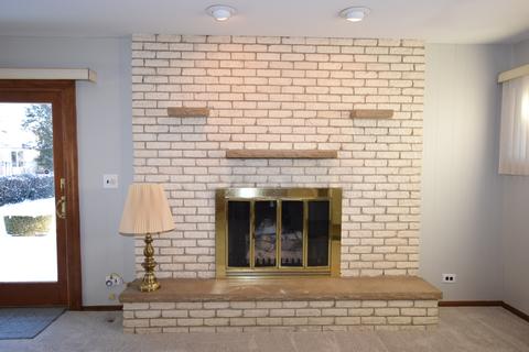 1105 Forest Ave, Des Plaines, IL 60018 photo 16