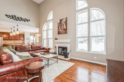 1436 Fox Path Ln, Hoffman Estates, IL 60192 photo 10