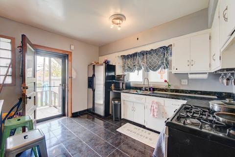 1533 Maple Ave, Berwyn, IL 60402 photo 2