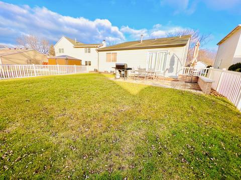690 Mariner Dr, Elgin, IL 60120 photo 25