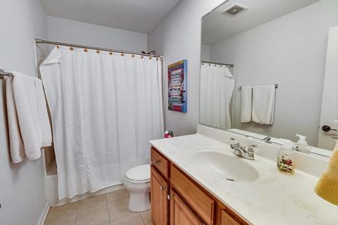 444 Bradbury Ln, Bartlett, IL 60103 photo 20