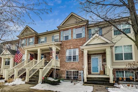 444 Bradbury Ln, Bartlett, IL 60103 photo 1