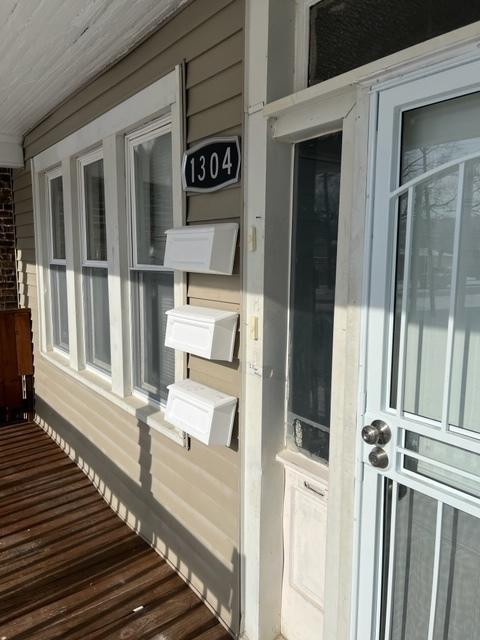 1304 E 93rd St, Chicago, IL 60619 photo 2