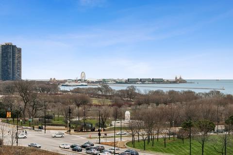 233 E 13th St #1002, Chicago, IL 60605 photo 15