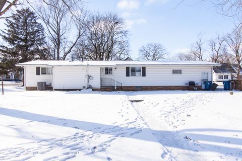 603 S Division St, Chenoa, IL 61726 photo 4