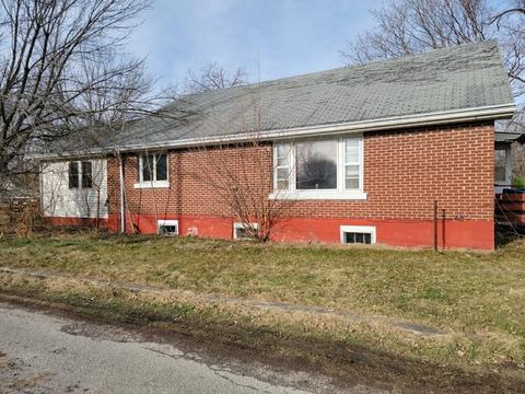 311 S Harrison St, Sidney, IL 61877 photo 6
