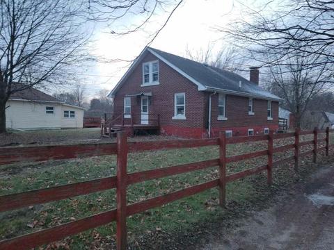 311 S Harrison St, Sidney, IL 61877 photo 5