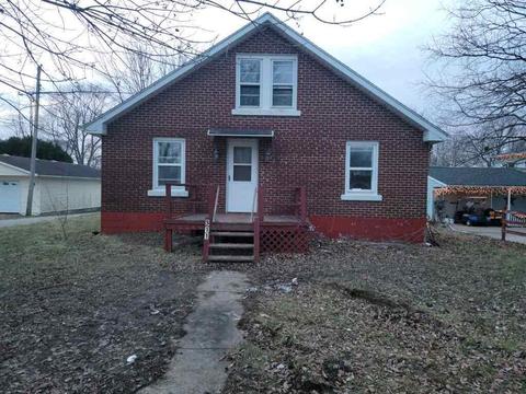311 S Harrison St, Sidney, IL 61877 photo 1