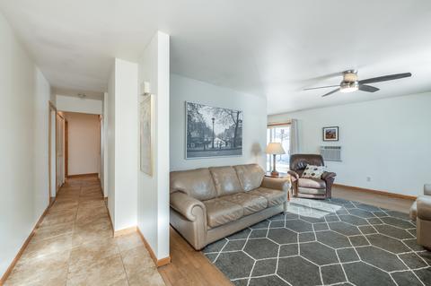 116 Heathgate Rd, Montgomery, IL 60538 photo 4