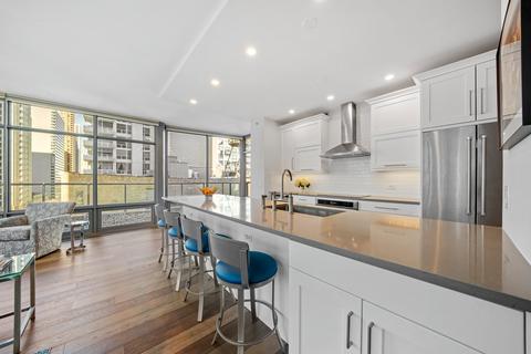 100 E 14th St #710, Chicago, IL 60605 photo 12