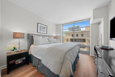 100 E 14th St #710, Chicago, IL 60605 photo 26