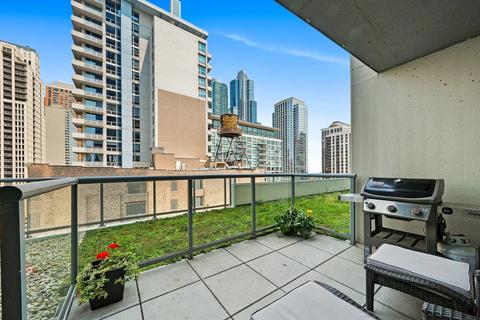 100 E 14th St #710, Chicago, IL 60605 photo 18
