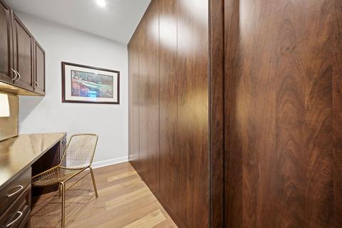 100 E 14th St #710, Chicago, IL 60605 photo 33
