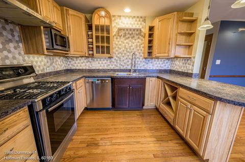 1986 Dunmore Pl, Hoffman Estates, IL 60169 photo 7