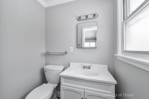 706 Parkway Dr, Wheaton, IL 60187 photo 5