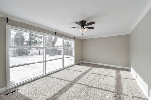 706 Parkway Dr, Wheaton, IL 60187 photo 4