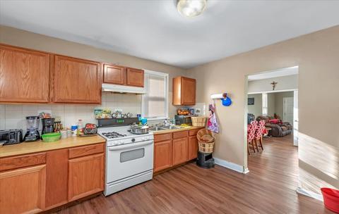 479 Park St, Elgin, IL 60120 photo 7