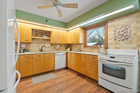 1620 Childs St, Wheaton, IL 60187 photo 9
