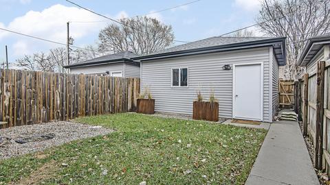 4631 S Champlain Ave, Chicago, IL 60653 photo 30