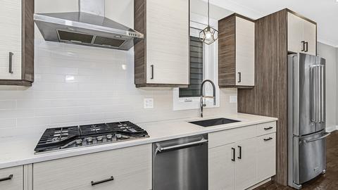 4631 S Champlain Ave, Chicago, IL 60653 photo 7