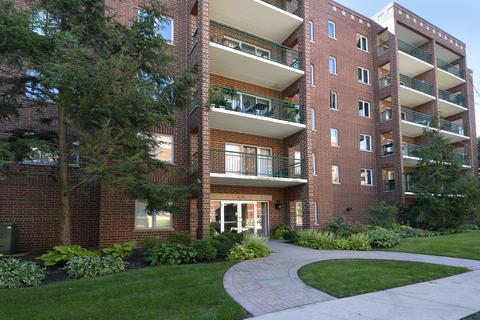 1685 Mill St #505, Des Plaines, IL 60016 photo 2