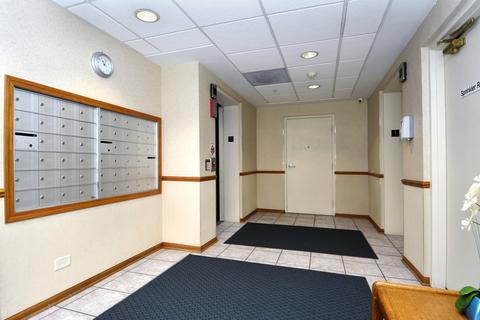 1685 Mill St #505, Des Plaines, IL 60016 photo 4