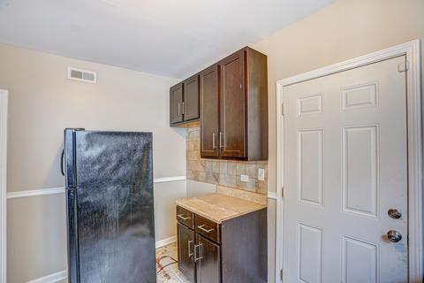 1523 E 74th Pl, Chicago, IL 60619 photo 16