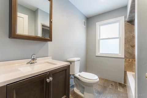 1075 South St, Elgin, IL 60123 photo 8