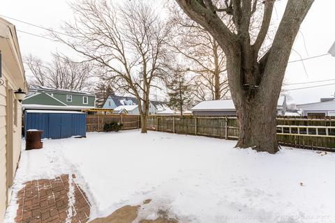 1075 South St, Elgin, IL 60123 photo 14
