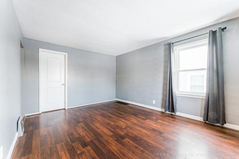 1075 South St, Elgin, IL 60123 photo 5