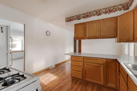 26 Knollcrest Ct, Normal, IL 61761 photo 4