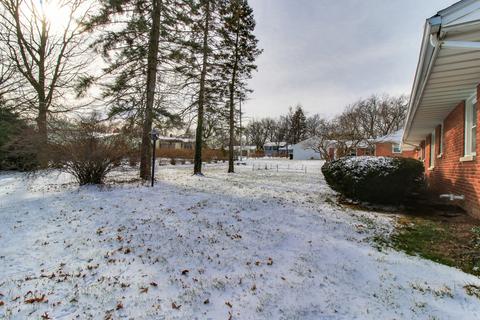 26 Knollcrest Ct, Normal, IL 61761 photo 26