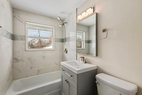 1810 N Summit St, Wheaton, IL 60187 photo 19