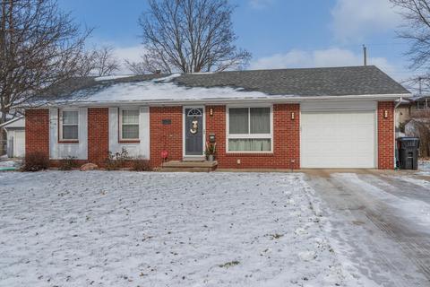 402 Alden Dr, Normal, IL 61761 photo 2
