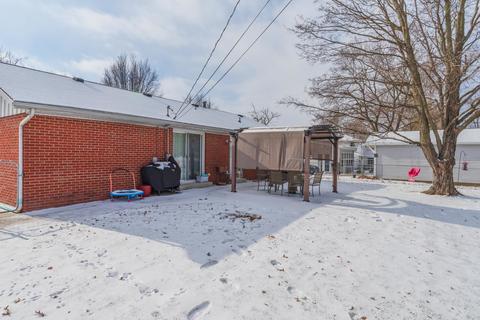 402 Alden Dr, Normal, IL 61761 photo 27