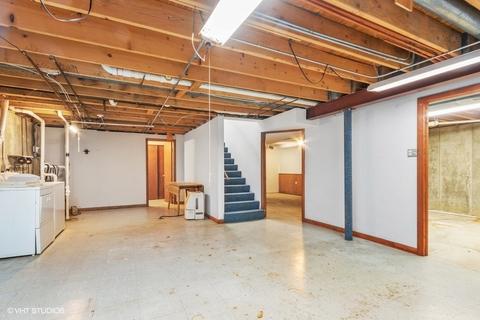 131 Mayer Ave, Wheeling, IL 60090 photo 17