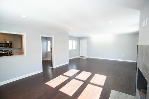 9 Hickory Rd, Oakwood Hills, IL 60013 photo 9