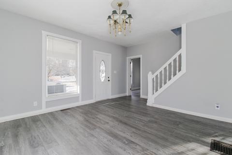 306 S Linden St, Normal, IL 61761 photo 14