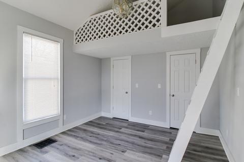 306 S Linden St, Normal, IL 61761 photo 16