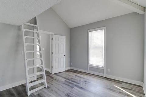 306 S Linden St, Normal, IL 61761 photo 17