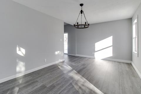 306 S Linden St, Normal, IL 61761 photo 11