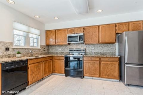 611 Dorset Ct, Wheeling, IL 60090 photo 6
