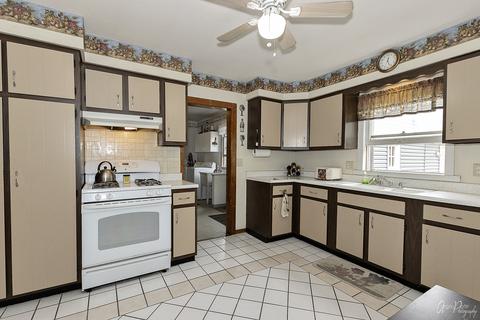 2207 W Johnsburg Rd, Johnsburg, IL 60051 photo 6