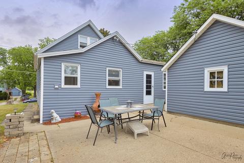 2207 W Johnsburg Rd, Johnsburg, IL 60051 photo 5